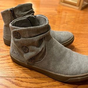 Cute cute short high top boots